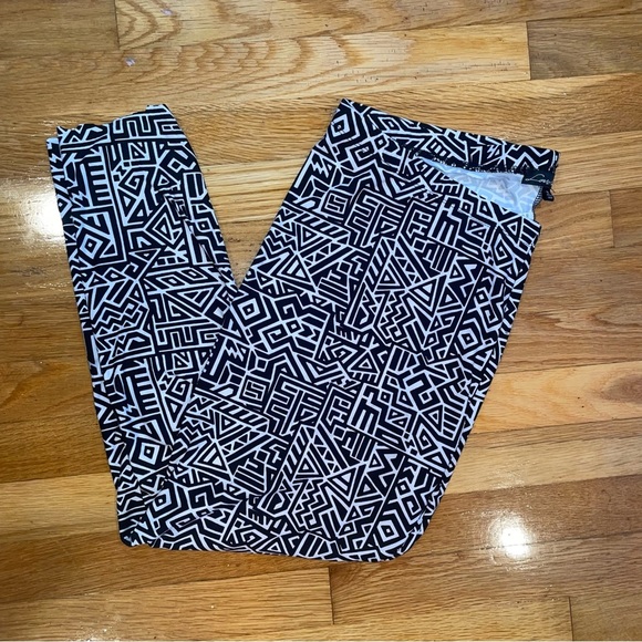 Love University Pants/Leggings Plus Size 1X - Picture 2 of 7